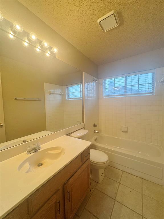 Briarwood 02 - Residential Lease