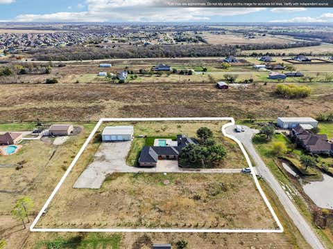 Photo of 261 Meadowpark, McLendon Chisholm, TX 75032 (MLS # 21352346)