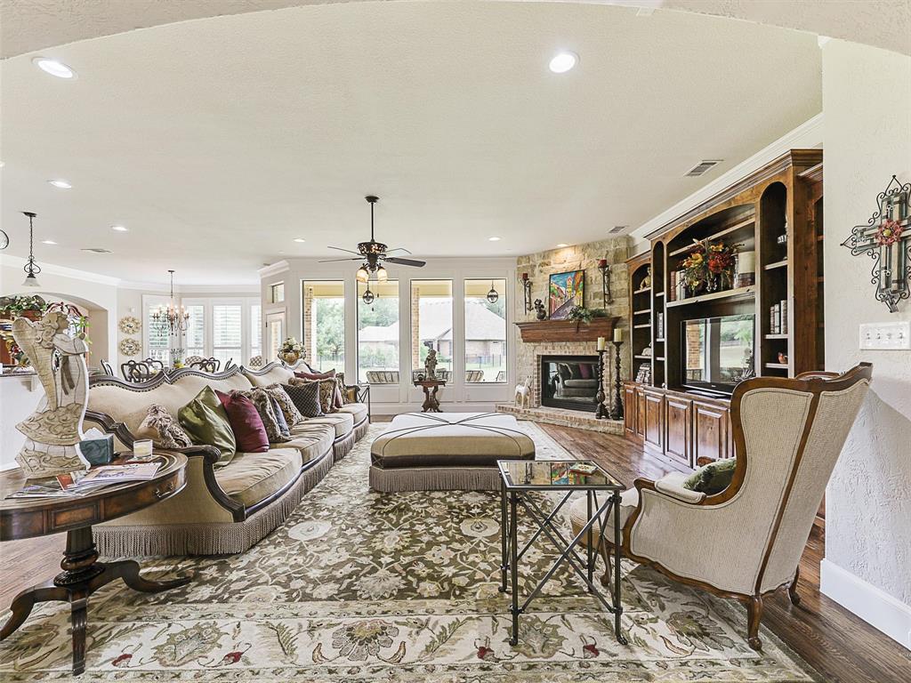 Estancia - Residential