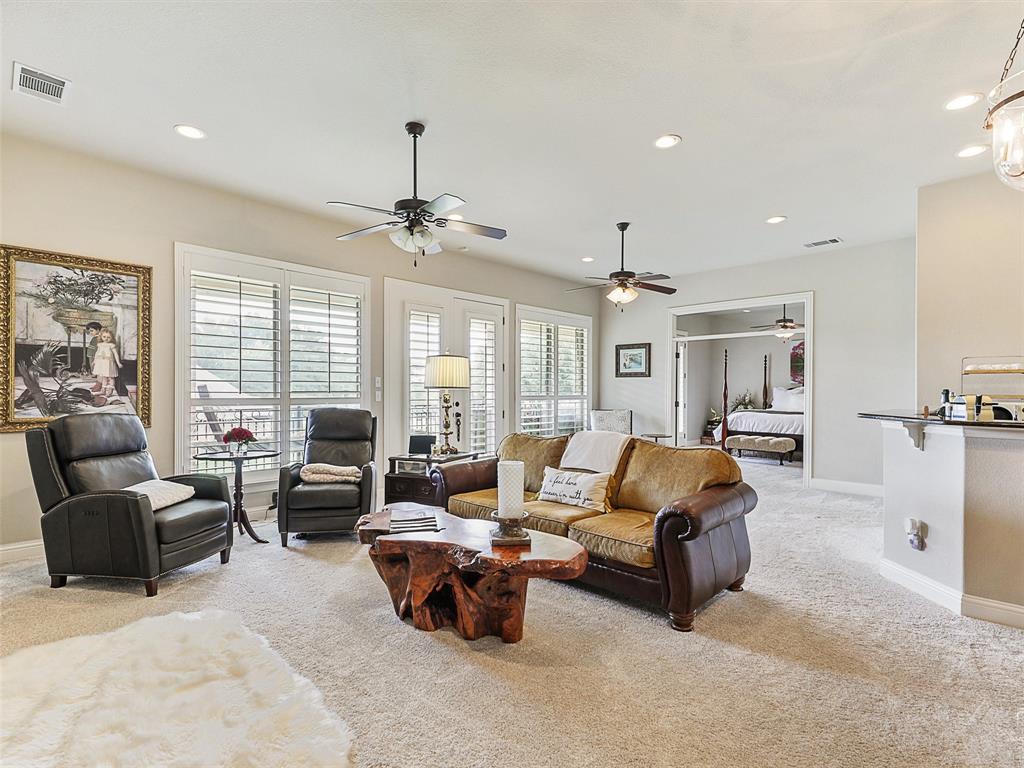 Estancia - Residential