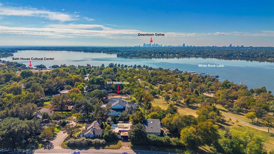 VIEWS, VIEWS, VIEWS!
Wake up every day to the serene beauty of White Rock Lake and Park. This is a rare opportunity to build the home of your dreams on one of the few remaining lots offering stunning views of the lake, sunsets, and the Dallas skyline. Lots like this seldom come on the market—don’t miss your chance to own a piece of this exclusive setting.