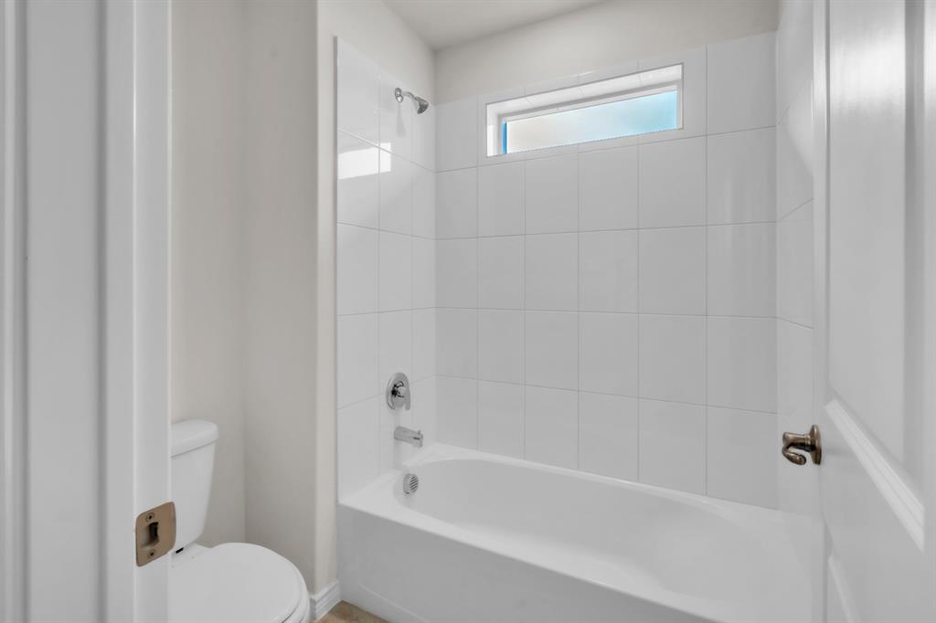 The Landing at Hidden Lakes - Residential