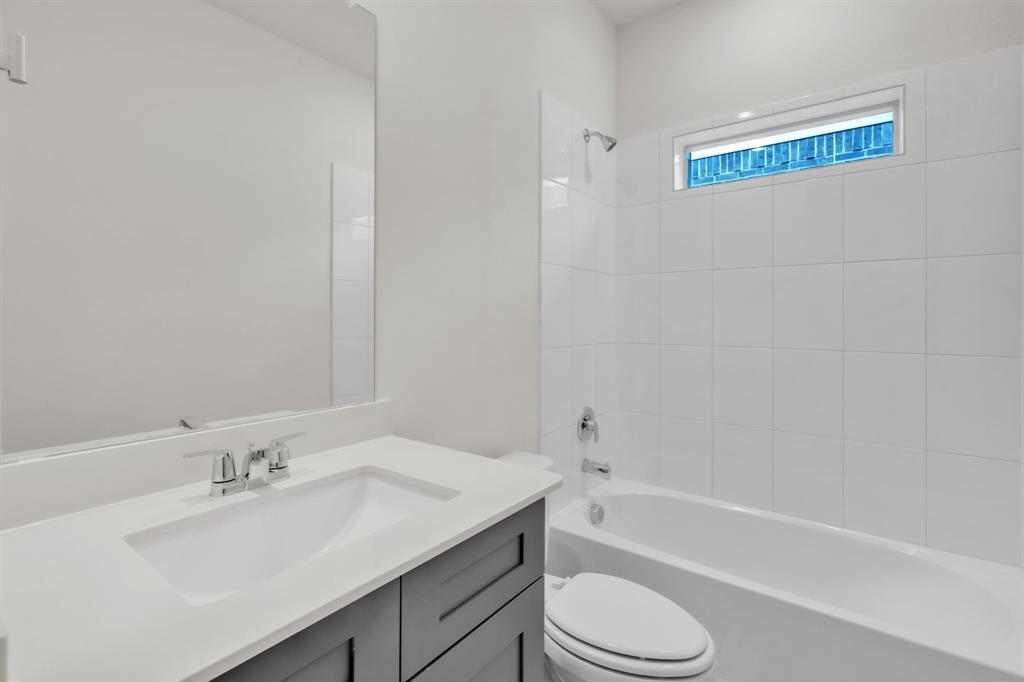 The Landing at Hidden Lakes - Residential