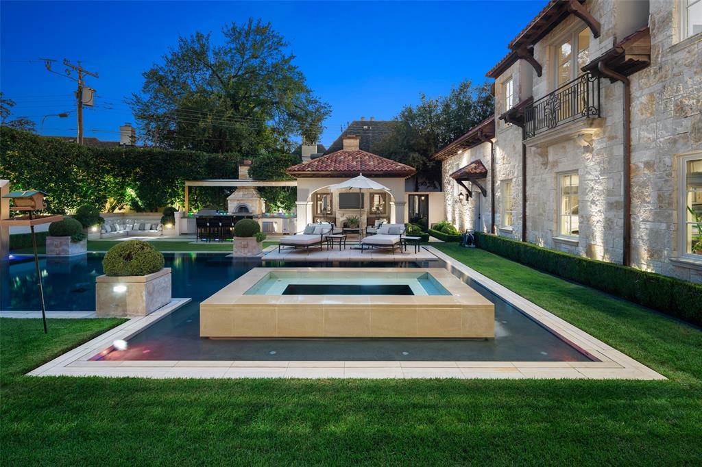 3515 Crescent Avenue