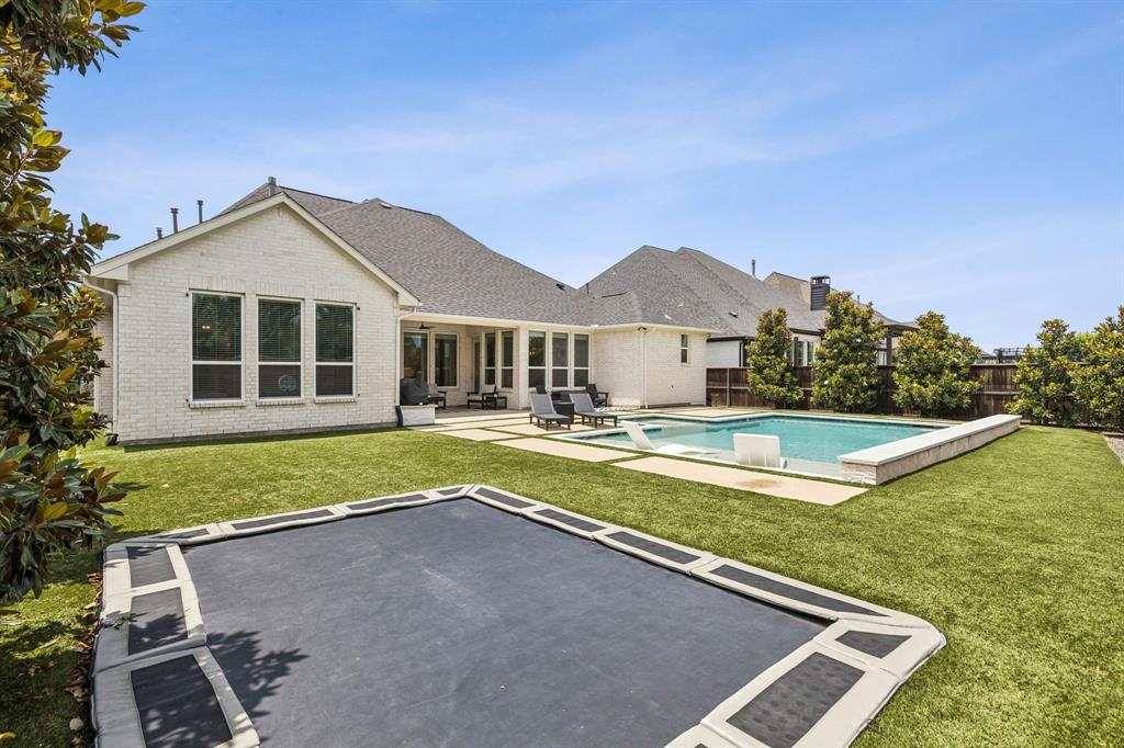 3364 Waverly Drive
