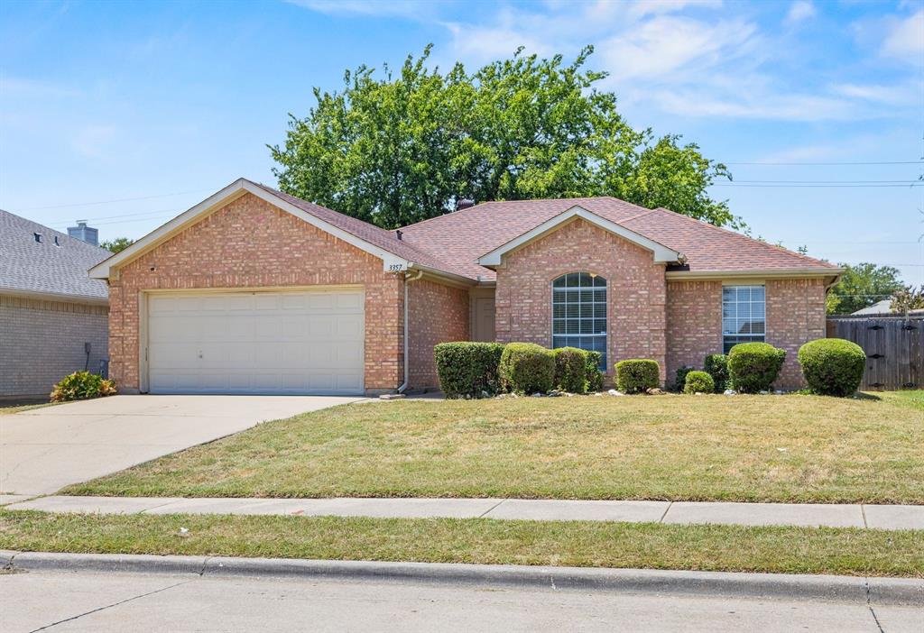 Photo of 3357 Galaway Bay Drive, Grand Prairie, TX 75052 (MLS # 21350137)