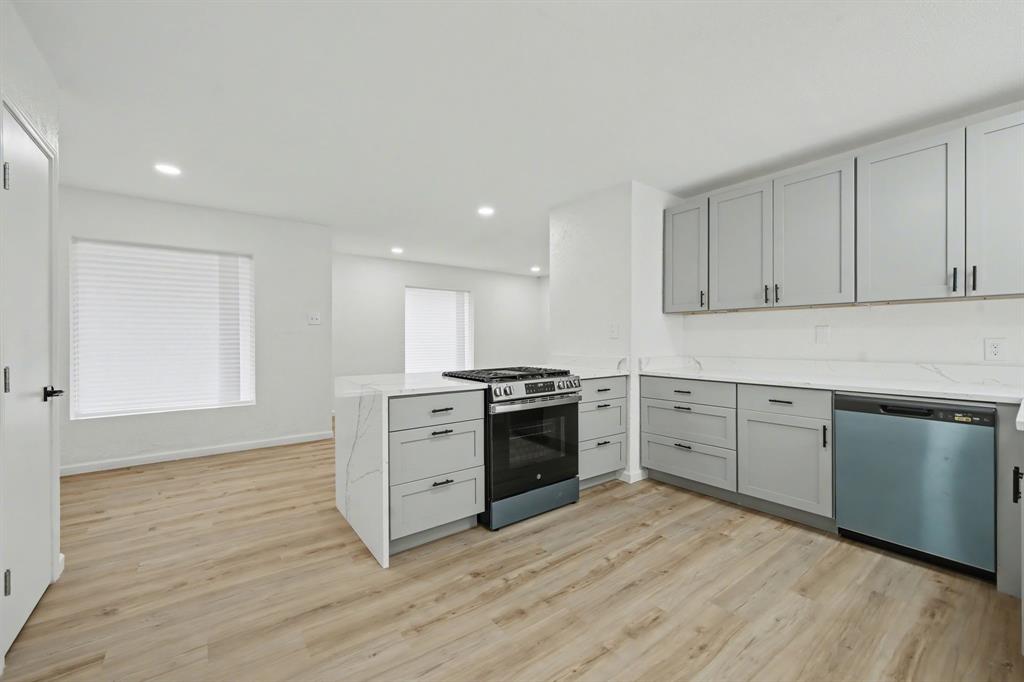 GASTON PARK - Residential