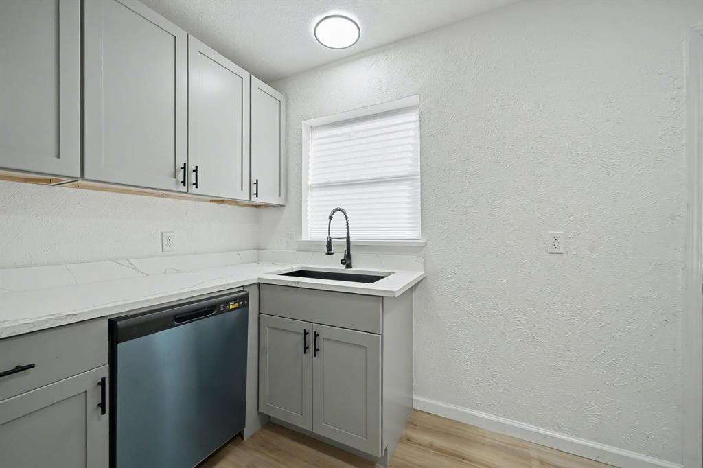 GASTON PARK - Residential