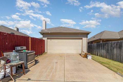 A home in Aubrey