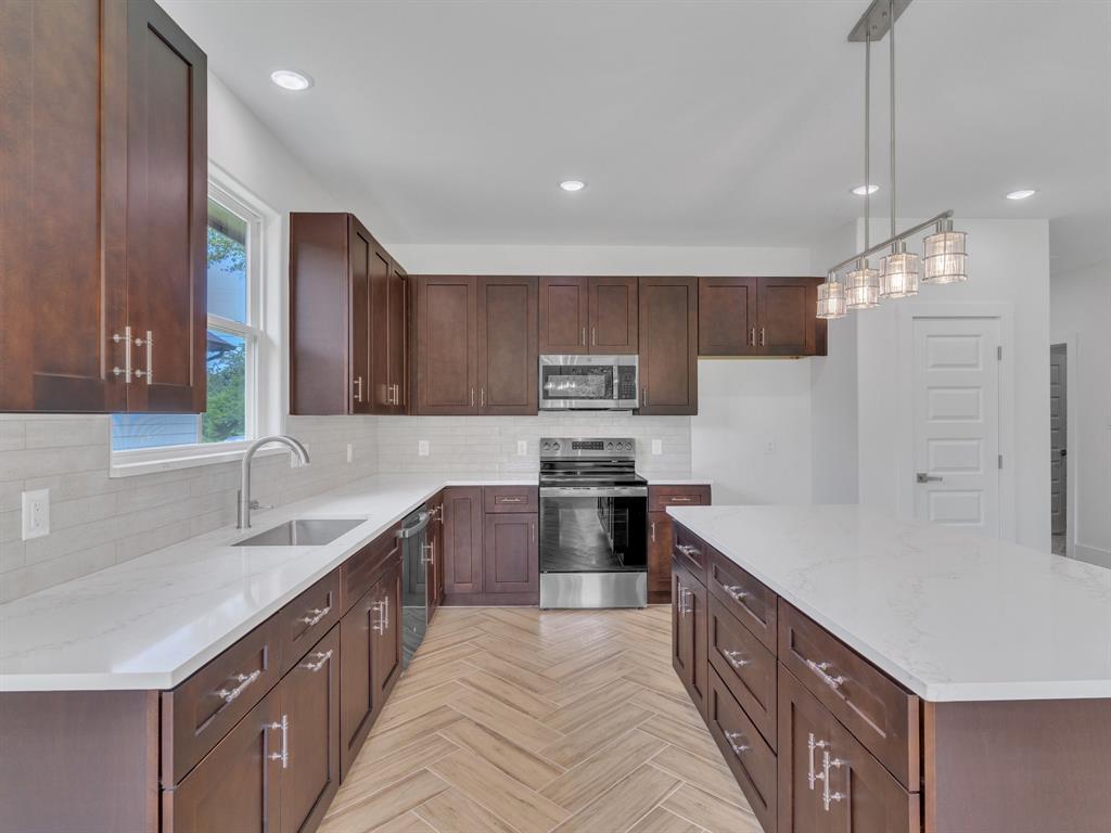3023 Steepleridge Circle