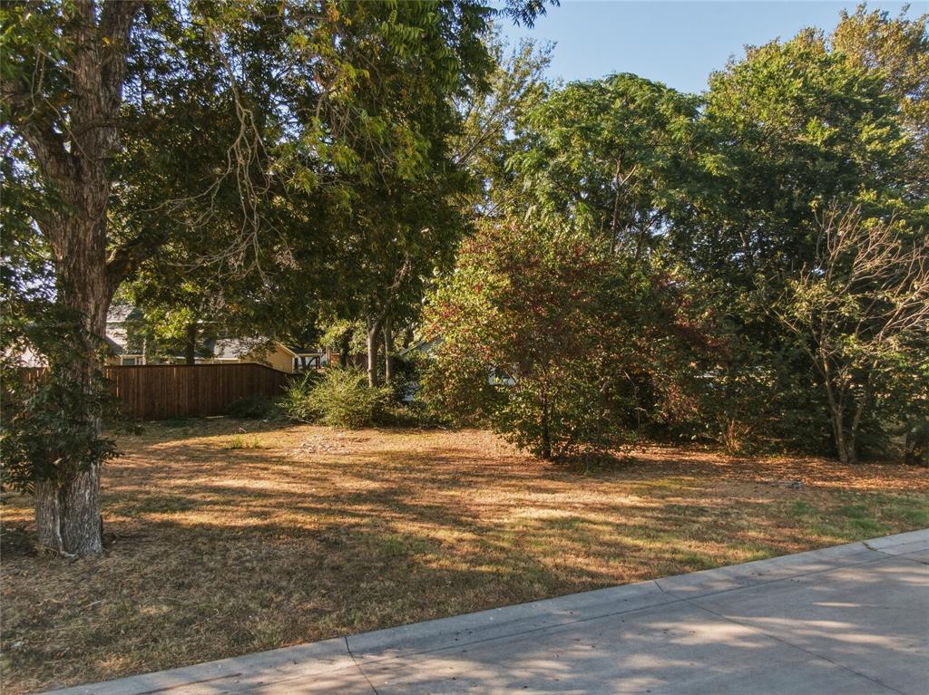 Photo of 104 N Getzendaner Street, Waxahachie, TX 75165 (MLS # 21374038)