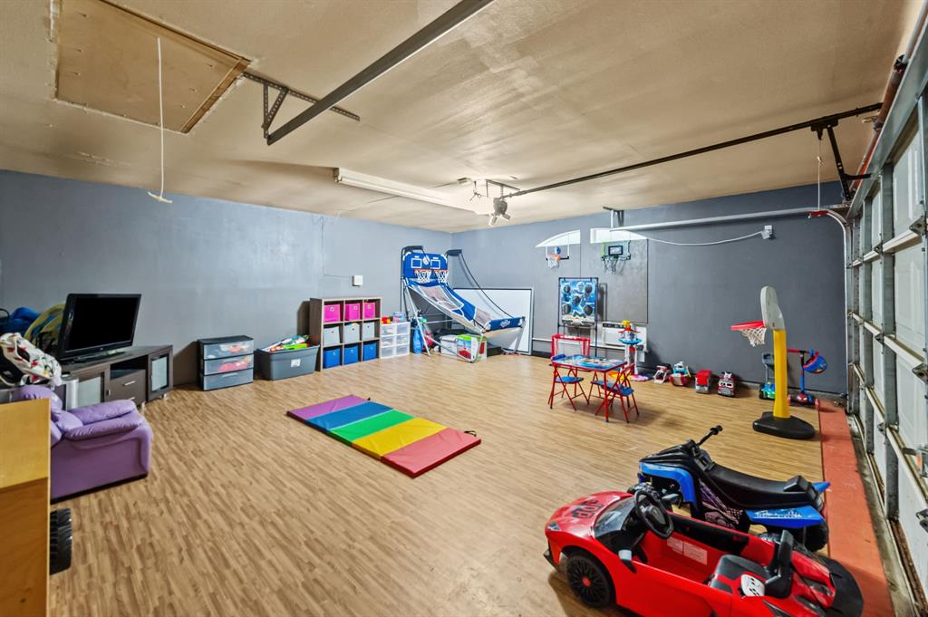 Oak Meadow - Residential