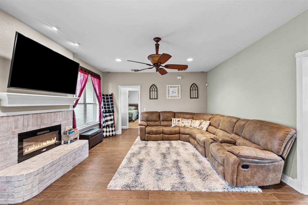 Oak Meadow - Residential