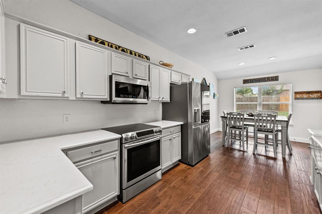 Oak Meadow - Residential