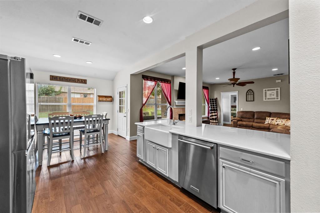 Oak Meadow - Residential