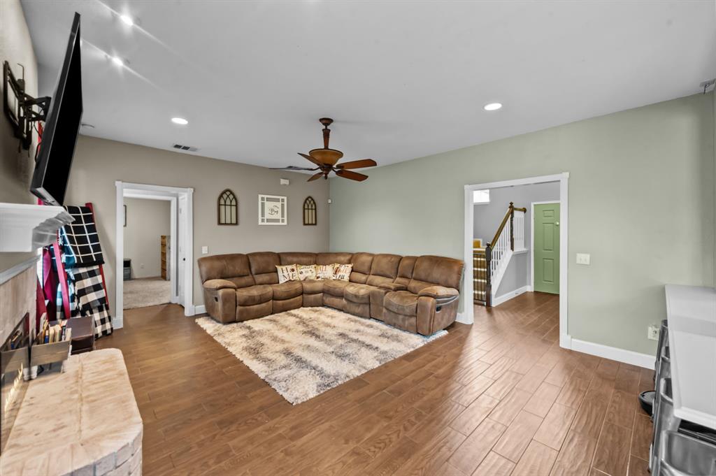 Oak Meadow - Residential