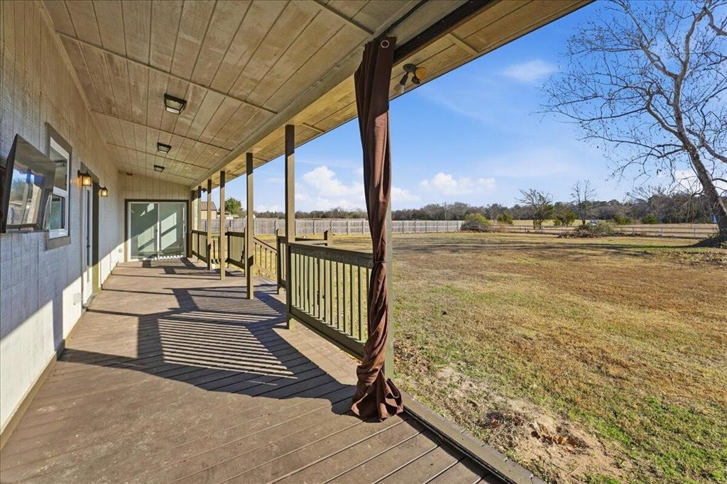 Nelson H - Residential