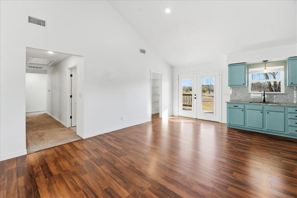 Nelson H - Residential