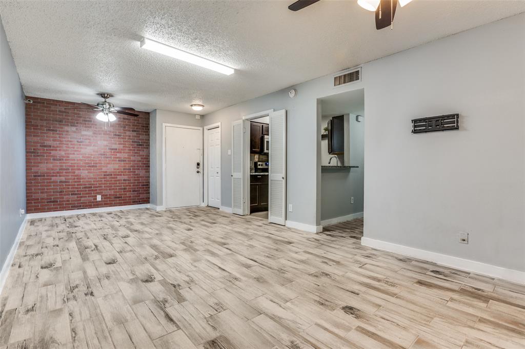 4859 Cedar Springs Road 144