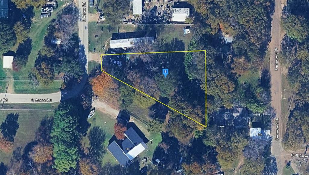 Photo 1 of 5 — 260 E Acres Road, Gun Barrel City, TX 75158