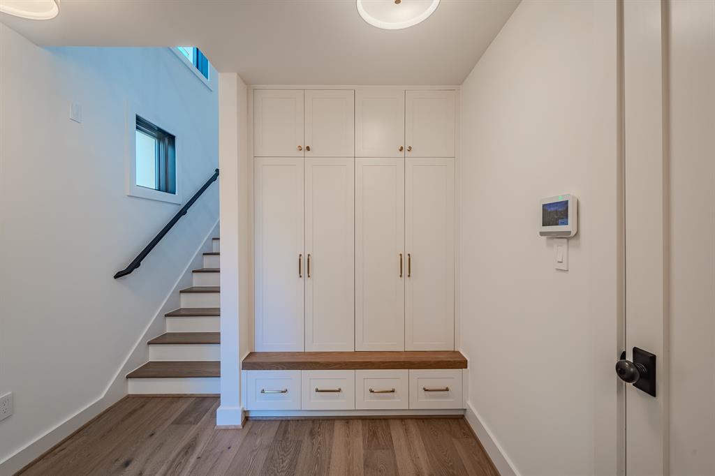 4114 Emerson Avenue 6