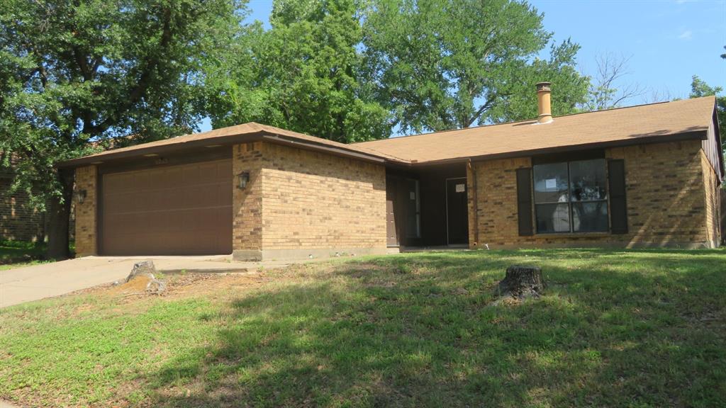 3833 Hackberry Lane