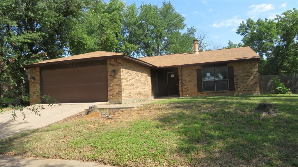 3833 Hackberry Lane