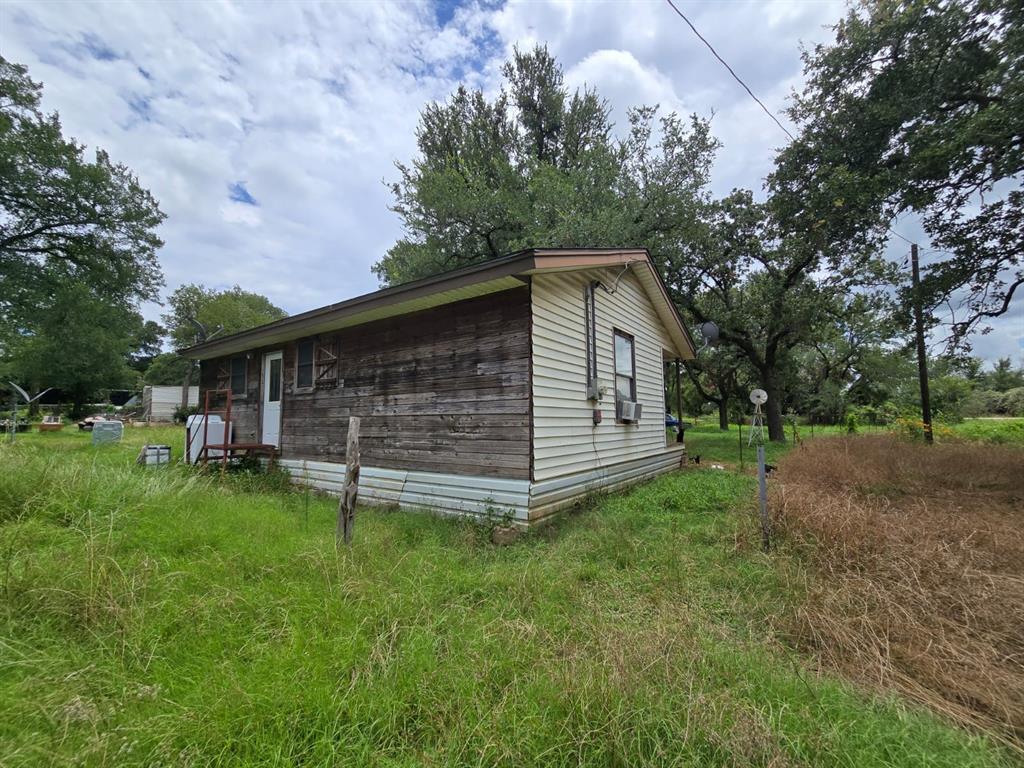 1064 Hess Road