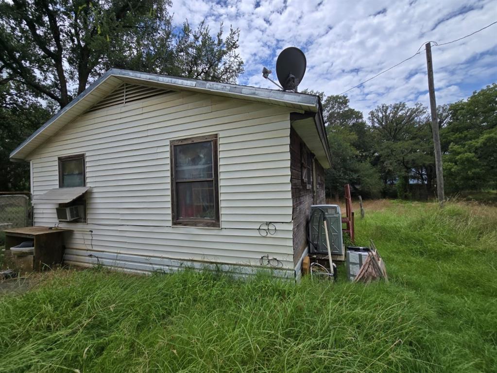 1064 Hess Road