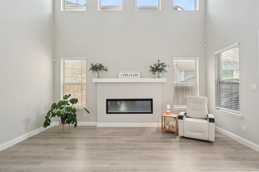 1919 Clinesmith Drive