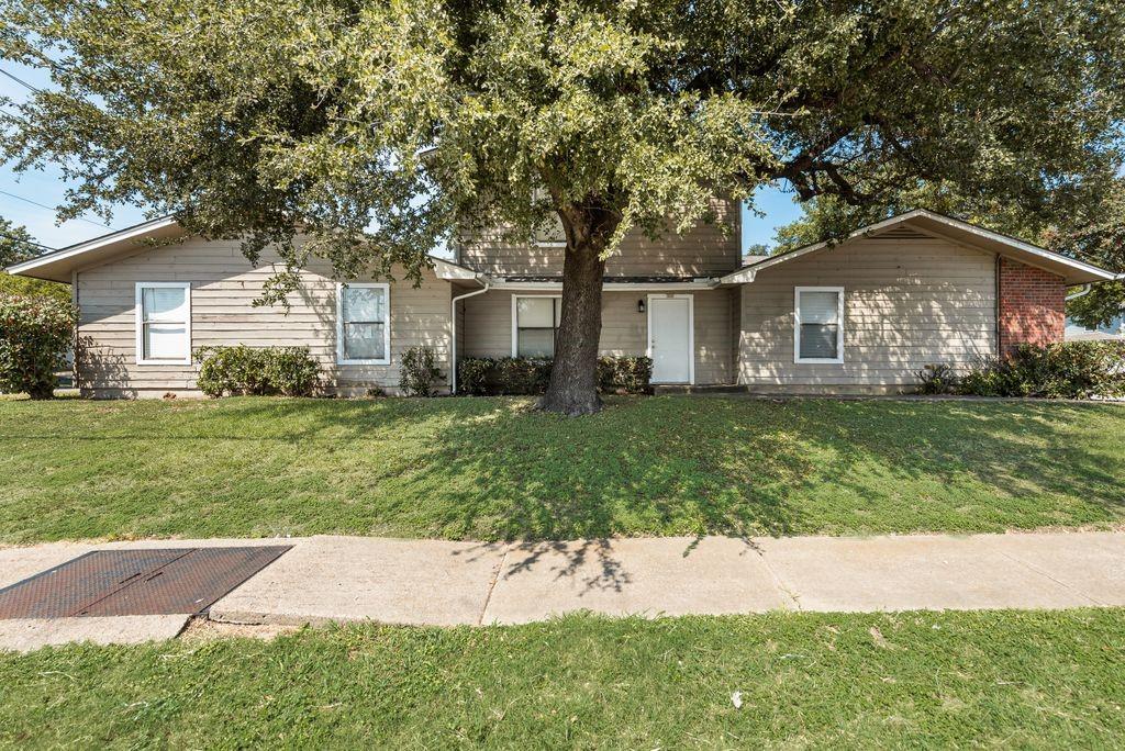 2166-2170 Knoll Crest Drive