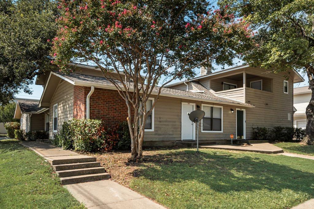 2166-2170 Knoll Crest Drive