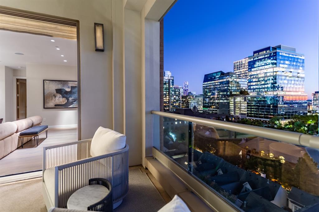 Stoneleigh Residences - Residential