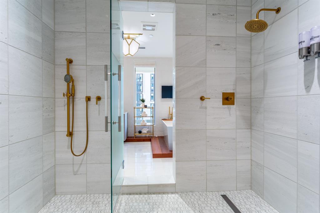 Stoneleigh Residences - Residential