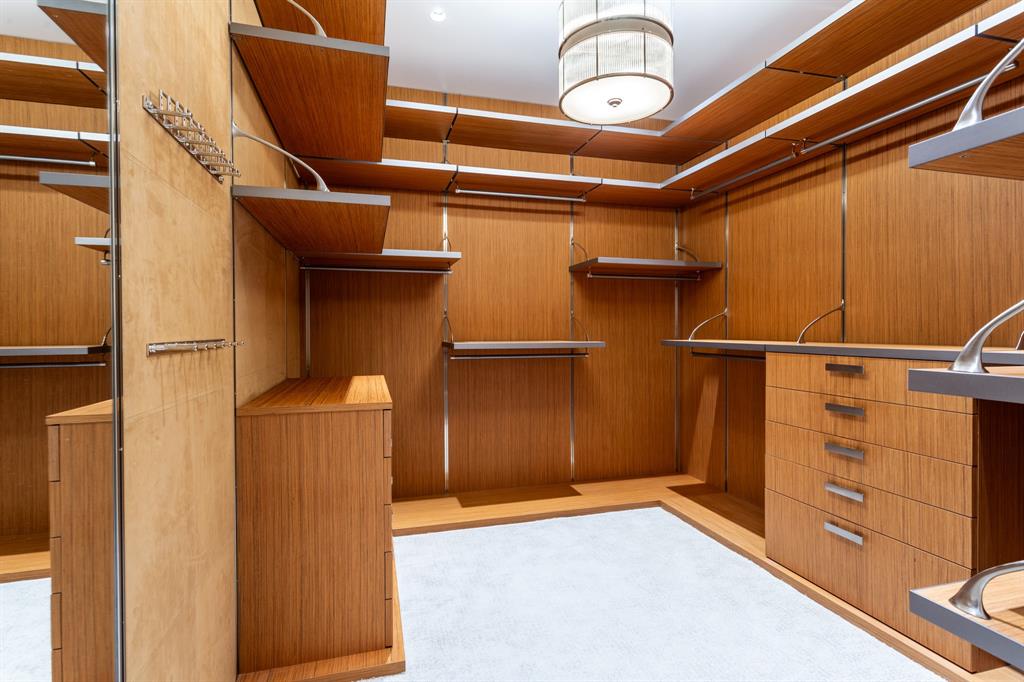 Stoneleigh Residences - Residential