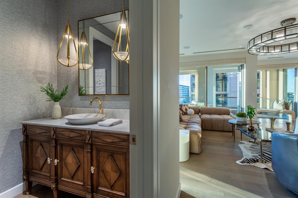 Stoneleigh Residences - Residential