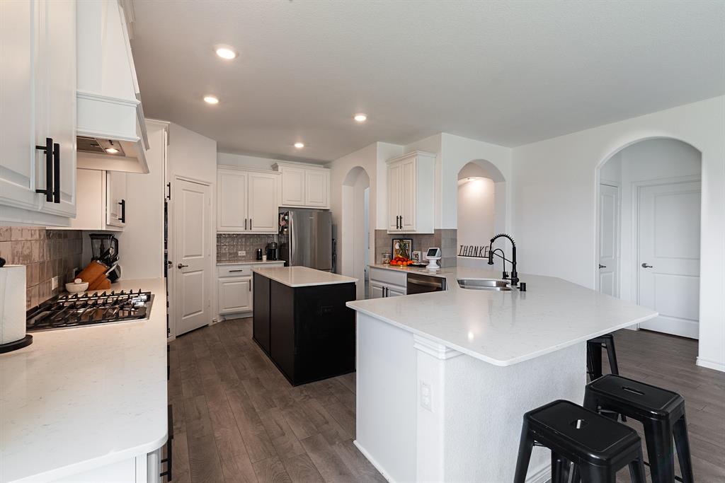 3045 Meredith Lane