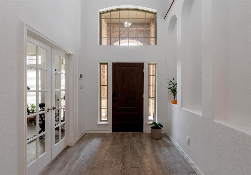 3045 Meredith Lane