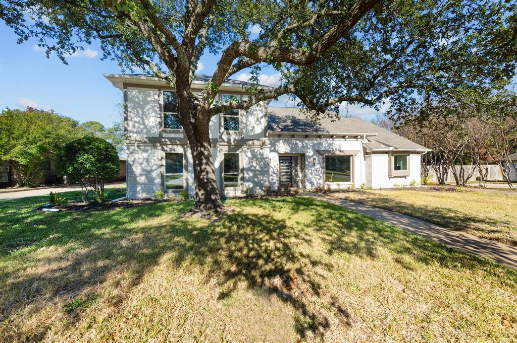 207 Fresh Meadow Drive
