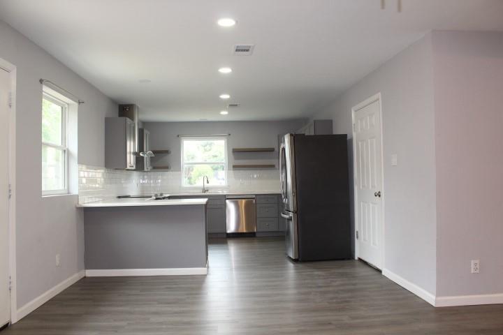 230 Hovenkamp Street