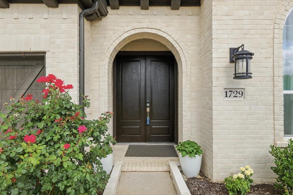 1729 Stepping Stone Trail