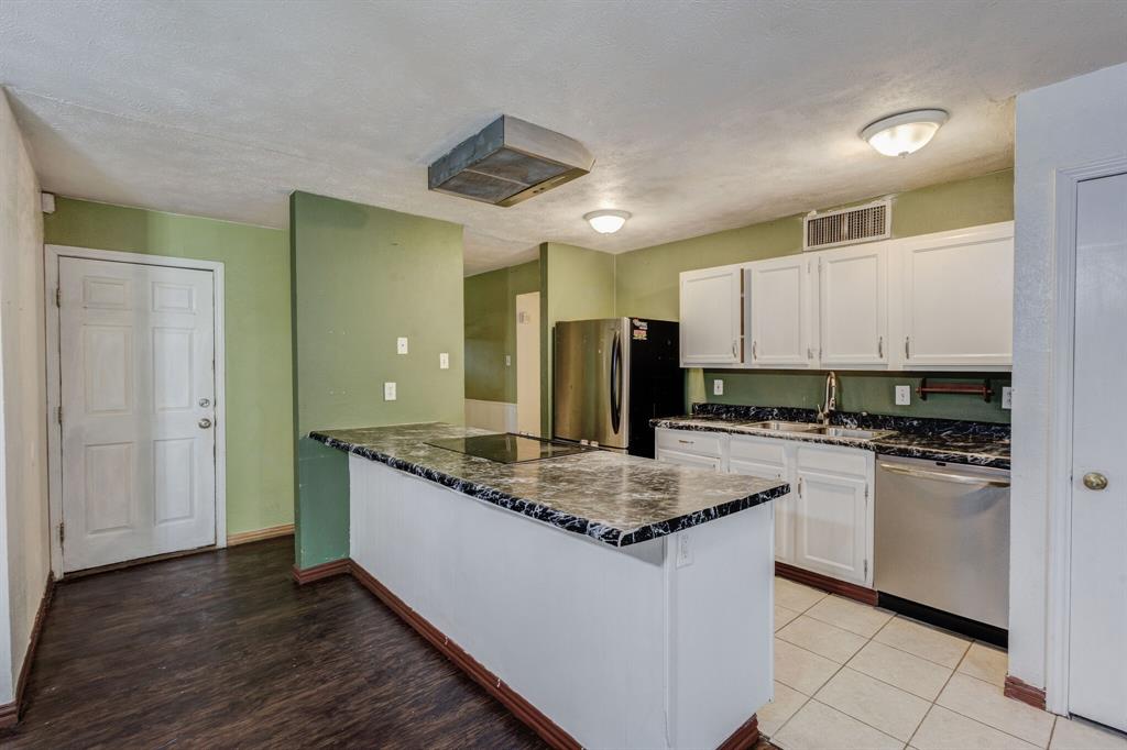 Colony 8 - Residential