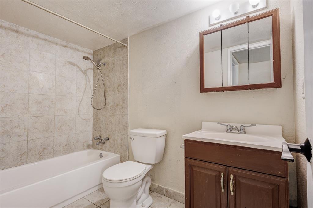 Colony 8 - Residential