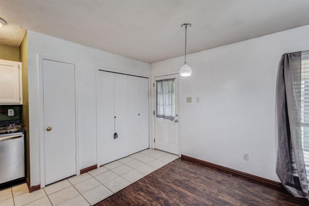 Colony 8 - Residential