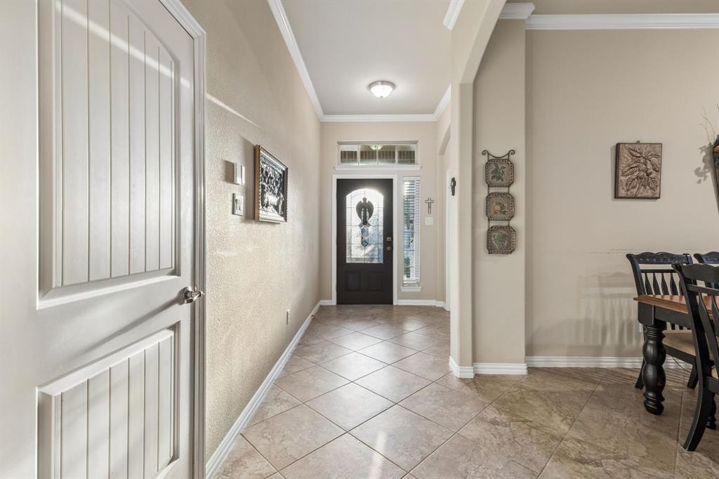 5005 Bluewater Drive