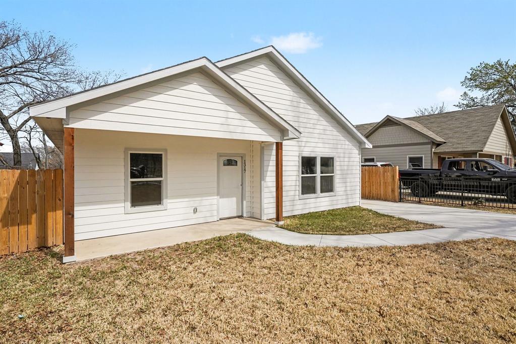 1317 E Tucker Street