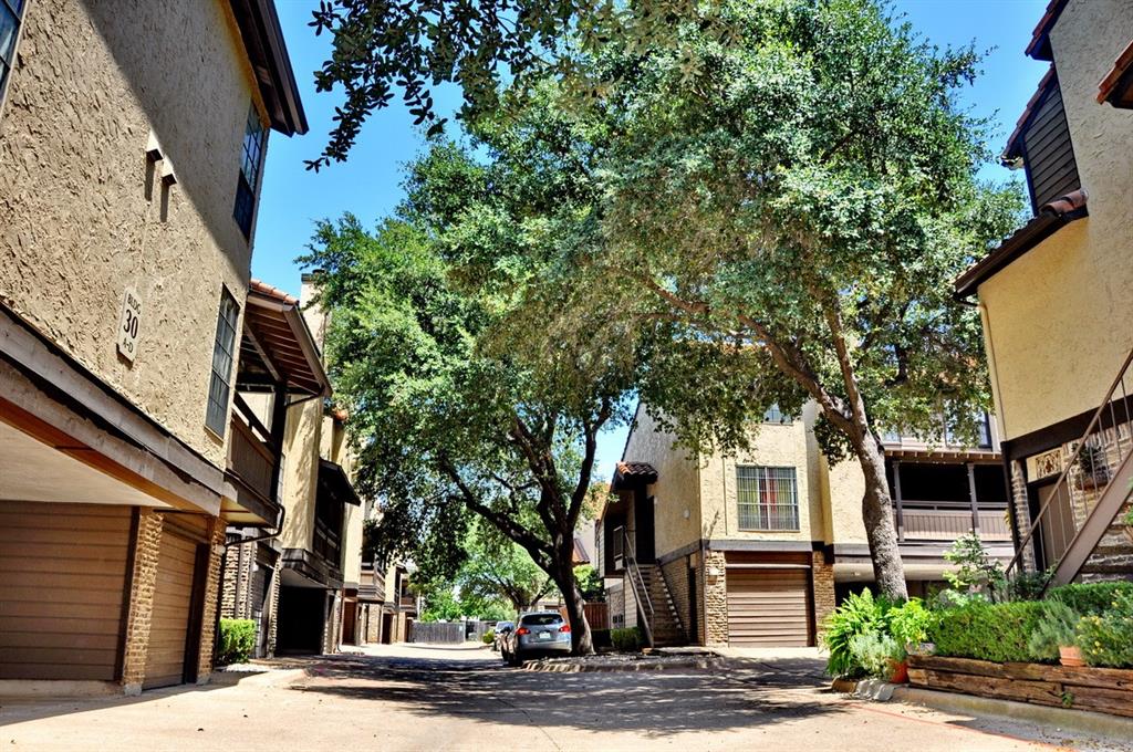 Hidden Bend Townhomes - Residential Lease