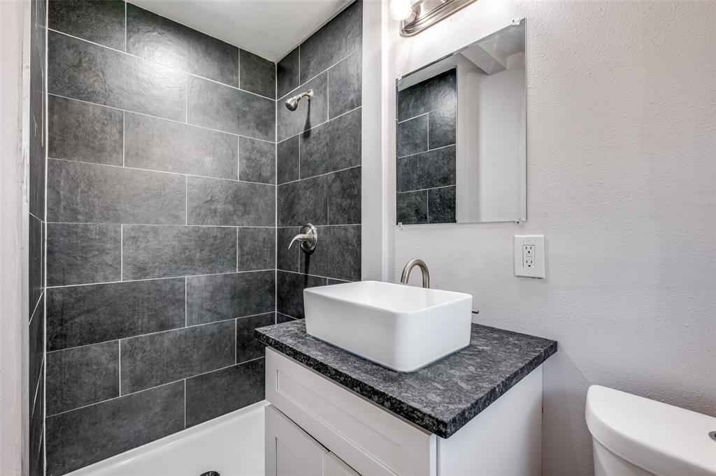 Andover Hill 03 - Residential