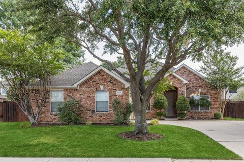 Photo of 1616 Birchbrook Drive, Flower Mound, TX 75028 (MLS # 21173652)