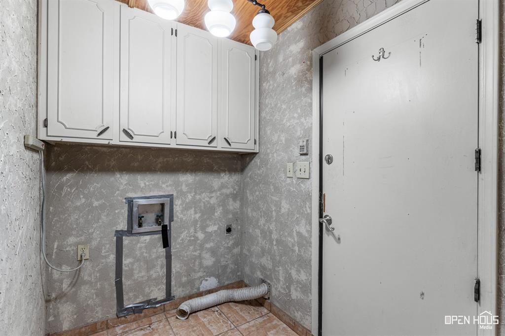 Midwestern Farm - Residential